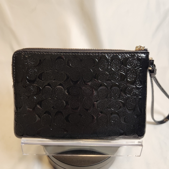 Coach Corner Zip Wristlet in Signature Debossed Patent Leather - Picture 3 of 10